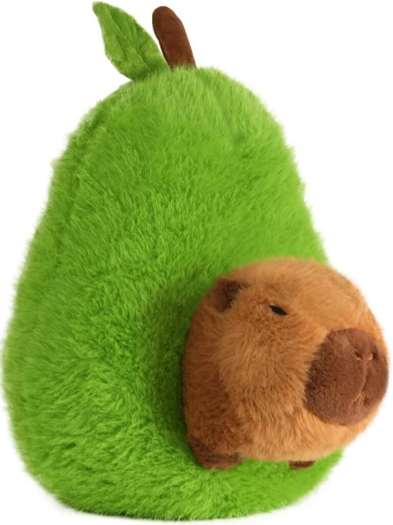 peluche de capibara en una palta