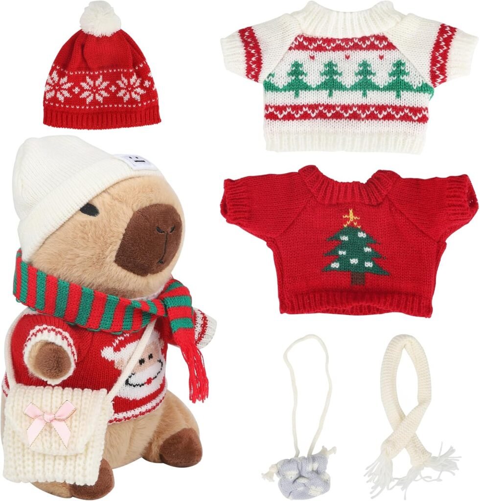 Capibara Navideño con dos suéteres