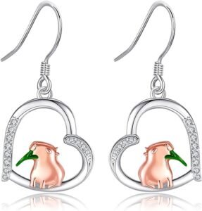 Pendientes en forma de corazón con Capibaras comiendo