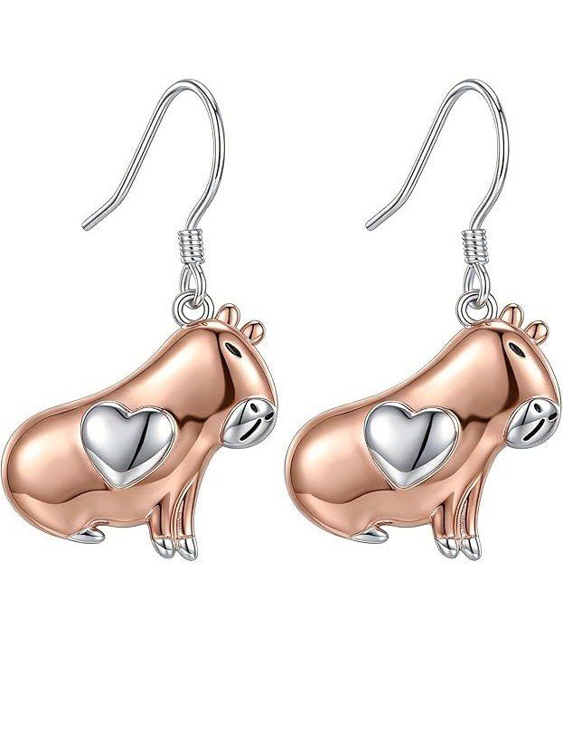 Aretes de Capibaras Chapados en Oro Rosa con un Corazón