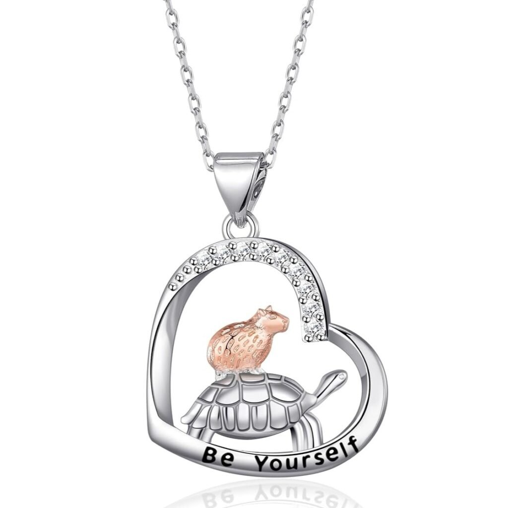 Collar de Carpincho Sobre una Tortuga